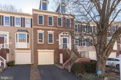 6895 Mclean Province Cir, Falls Church, VA 22043 - photo 2
