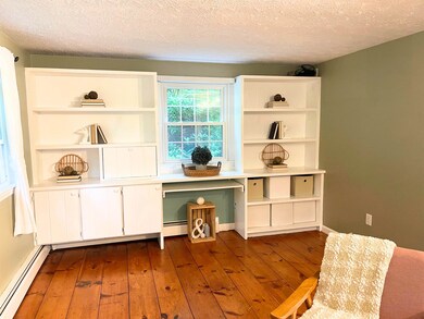 17 Greenmeadow Ln, Bedford, NH 03110 - photo 5