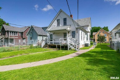1451 W 7th St, Davenport, IA 52802 - photo 3