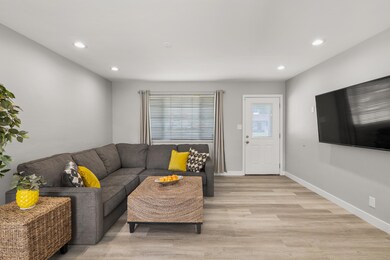 Newly Redone Flooring & Cozy Living