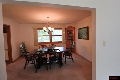 1512 Flandrau Ln, New Ulm, MN 56073 - photo 5