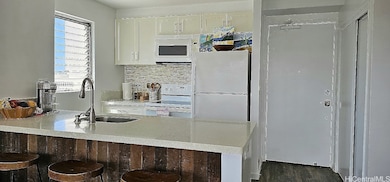 Royal Kuhio unit 905, Honolulu, HI 96815 - photo 2