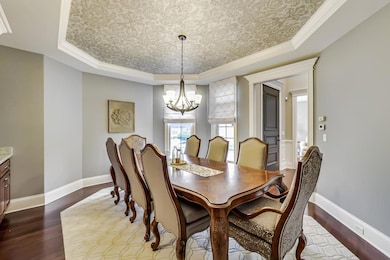 420 N Evergreen Ave, Elmhurst, IL 60126 - photo 5