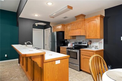 2212 Olmitos Ave, San Juan, TX 78589 - photo 4