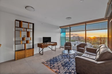 Optima Kierland II unit 814, Scottsdale, AZ 85254 - photo 4