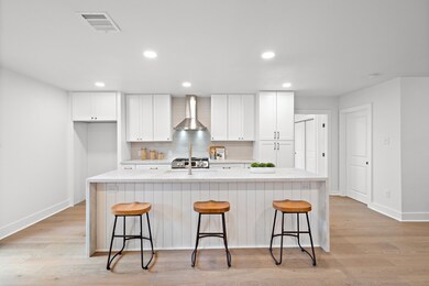 2018 Libbey Dr, Houston, TX 77018 - photo 3