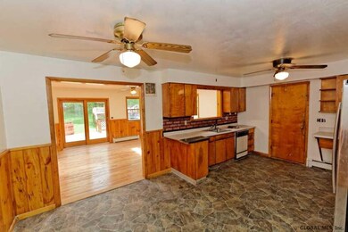 29 Jefferson Ave, Rensselaer, NY 12144 - photo 7