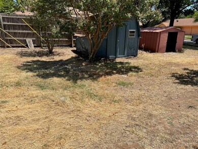 1200 Irwin Dr, Hurst, TX 76053 - photo 4