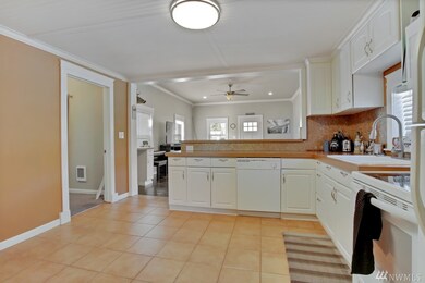 306 Bridge St SE, Orting, WA 98360 - photo 6