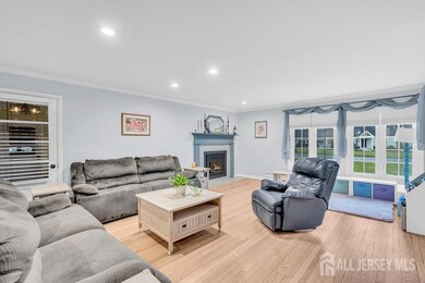 110 Springcrest Dr, Hightstown, NJ 08520 - photo 4