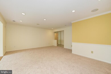 5713 Brewer House Cir unit 202, Rockville, MD 20852 - photo 5