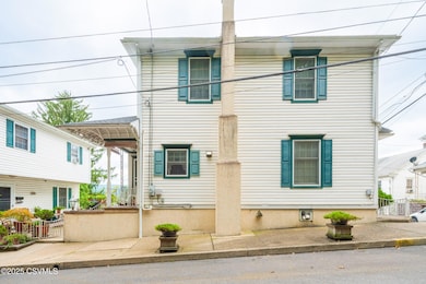 925 N Orange St, Shamokin, PA 17872 - photo 2