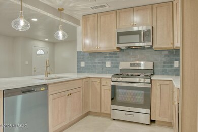 CC_OMNI_602NorthSwanRd_DSC_2499