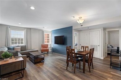 315 N Spruce St unit 304, Winston Salem, NC 27101 - photo 3