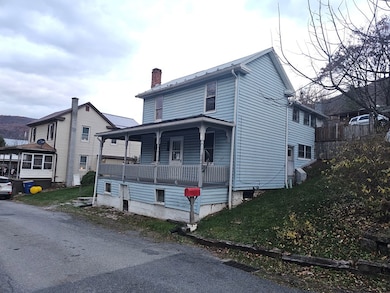 569 Glendower St, Mapleton, PA 17052 - photo 2