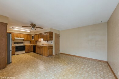 2 Pepperell on Asbury, Rolling Meadows, IL 60008 - photo 4
