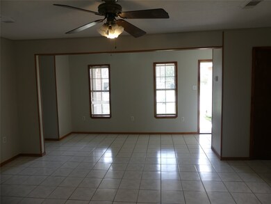 6335 Tran Ln, Pearland, TX 77584 - photo 4