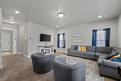 8085 N Quarter Mile Dr, Eagle Mountain, UT 84005 - photo 6