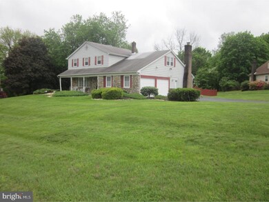 158 Watergate Dr, Feasterville Trevose, PA 19053 - photo 2