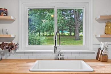 17 Jim Creek Rd, Burnsville, NC 28714 - photo 5