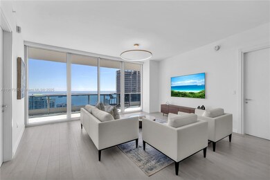 200 Biscayne Boulevard Way unit 5103, Miami, FL 33131 - photo 3
