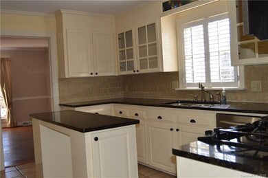 2929 E Broad St, Statesville, NC 28625 - photo 2