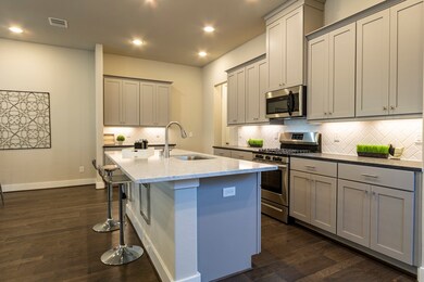 914 W 35th St unit C, Houston, TX 77018 - photo 4