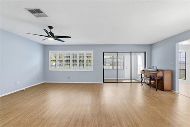 3499 Cedar Ln, Palm Harbor, FL 34684 - photo 3