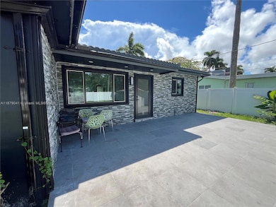 1443 Harding St, Hollywood, FL 33020 - photo 2