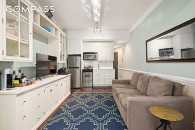 118 W 72nd St unit 204, New York, NY 10023 - photo 3