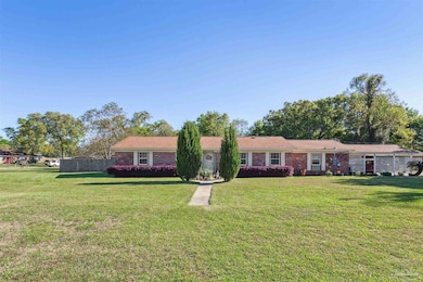 2405 Inda Ave, Pensacola, FL 32526 - photo 4