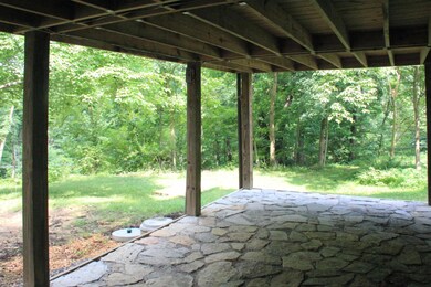 1747 Mohican, Hide-A-Way Hills