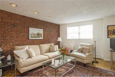 426 Hanover St unit 1, Boston, MA 02113 - photo 2