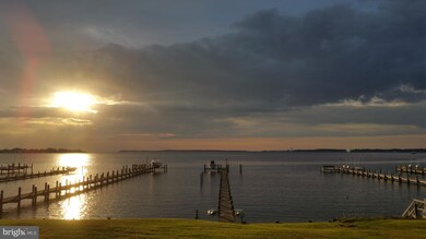 24293 N Patuxent Beach Rd, California, MD 20619 - photo 2