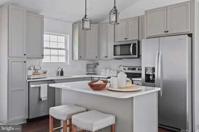 723 W 15th St, Front Royal, VA 22630 - photo 3