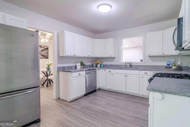 317 Community Dr SW, Mableton, GA 30126 - photo 5