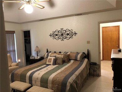 422 Rexine Dr, Alamo, TX 78516 - photo 7