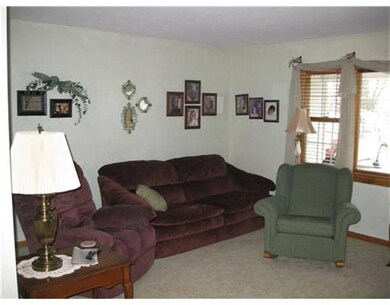 2820 Wilson Ave SW, Cedar Rapids, IA 52404 - photo 4