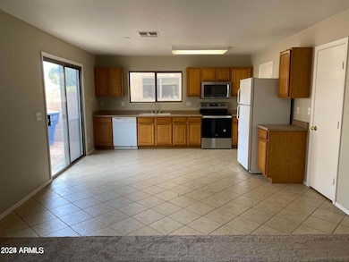 2138 E Spruce Dr, Chandler, AZ 85286 - photo 2