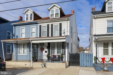 857 E Princess St, York, PA 17403 - photo 2