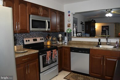 17429 Pipers Way, Olney, MD 20832 - photo 4