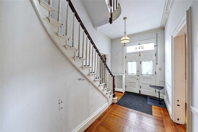 214 Bowen St, Providence, RI 02906 - photo 4