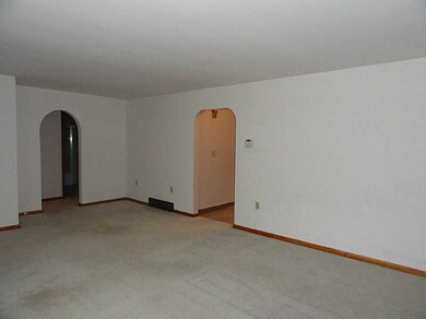 3019 Caughey Rd, Erie, PA 16506 - photo 6