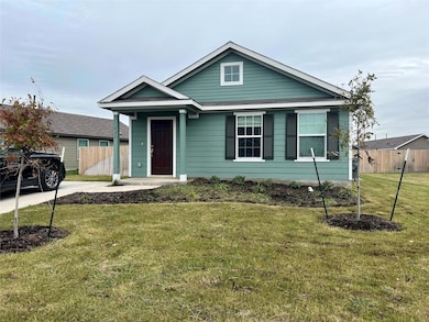 420 Halfmoon Dr, Lockhart, TX 78644 - photo 2