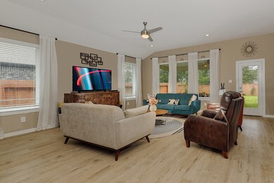 14150 Primrose Ridge Ln, Conroe, TX 77384 - photo 7