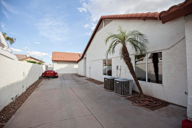 207 S Galaxy Dr, Chandler, AZ 85226 - photo 6