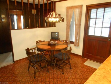 Breakfast area.