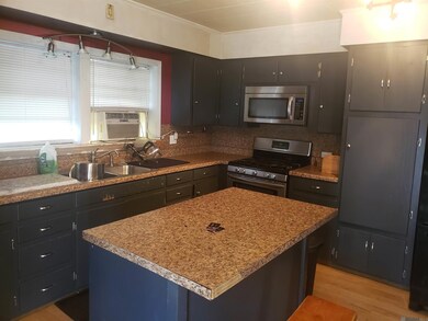 196 Wilson St, Raceland, LA 70394 - photo 4