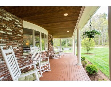 15 Penobscot St, Medfield, MA 02052 - photo 2