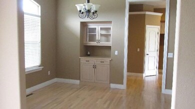 602 Tucker Bay Cir, Nixa, MO 65714 - photo 3